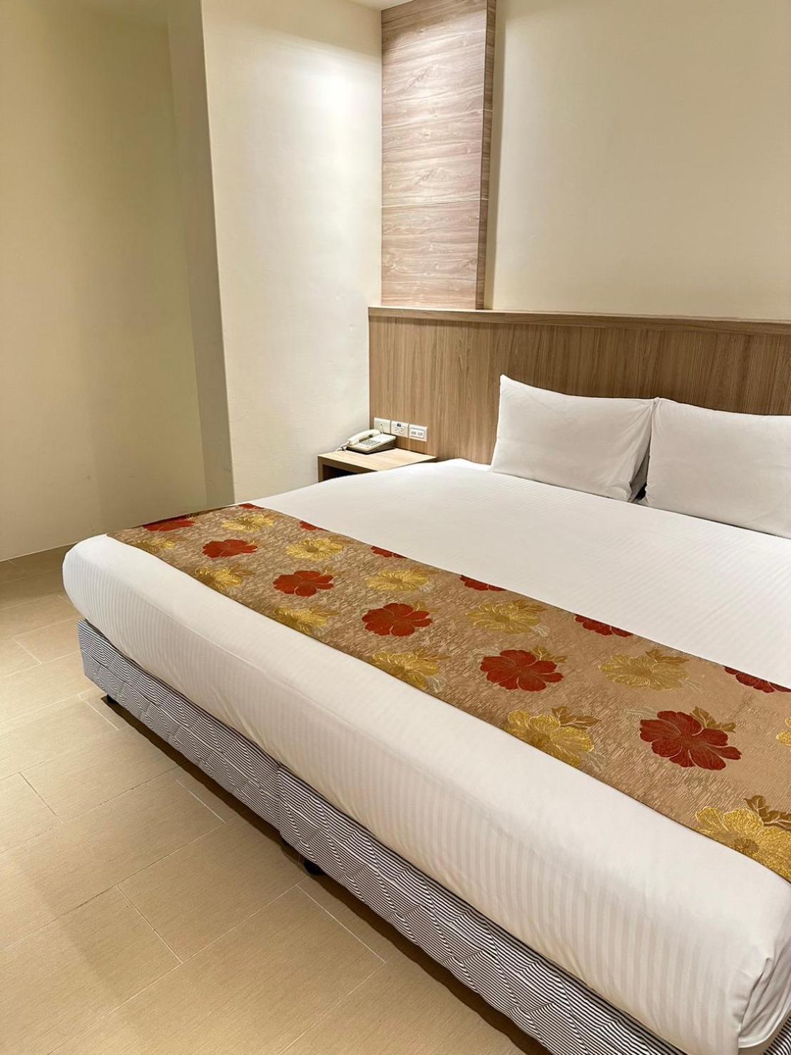 East Town 26 Hotel Hualien Exterior foto