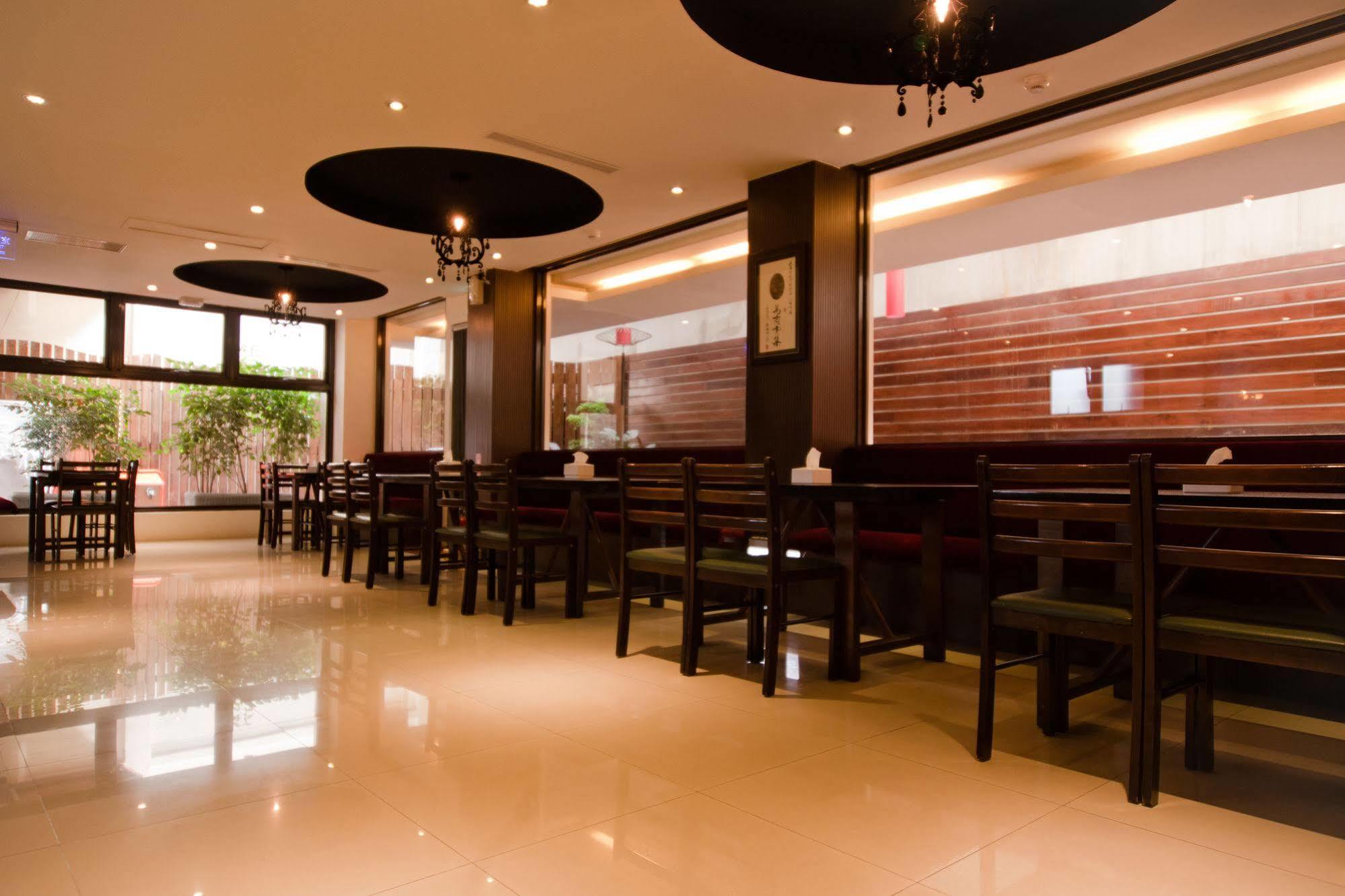 East Town 26 Hotel Hualien Exterior foto